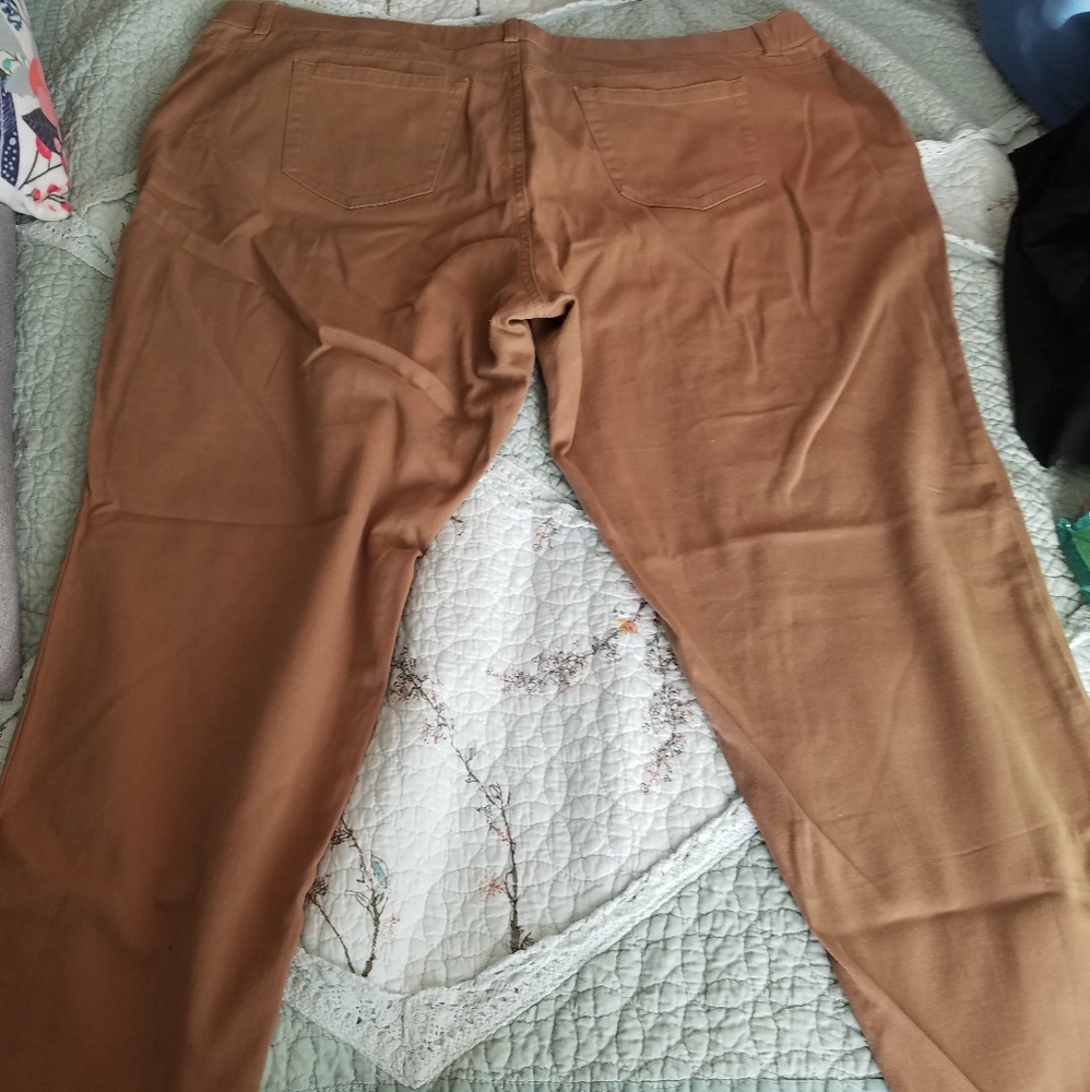 Pants - Picture 2 of 3
